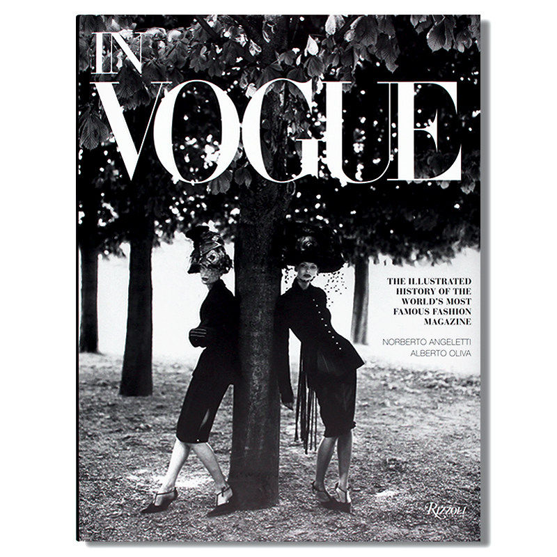 现货 英文原版 In Vogue 《Vogue》杂志经典时尚摄影服装照片回顾 Dior大牌潮流时尚服装设计作品
