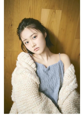 预售 日文原版 原菜乃华 日历 2026 年 04 月 —2027 年 03 月 原菜乃华カレンダー　2026.04-2027.03