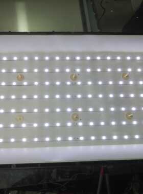 TCL L32S3211灯条 4C-LB320T-DS1 BIN(03-504)-150511-C05D