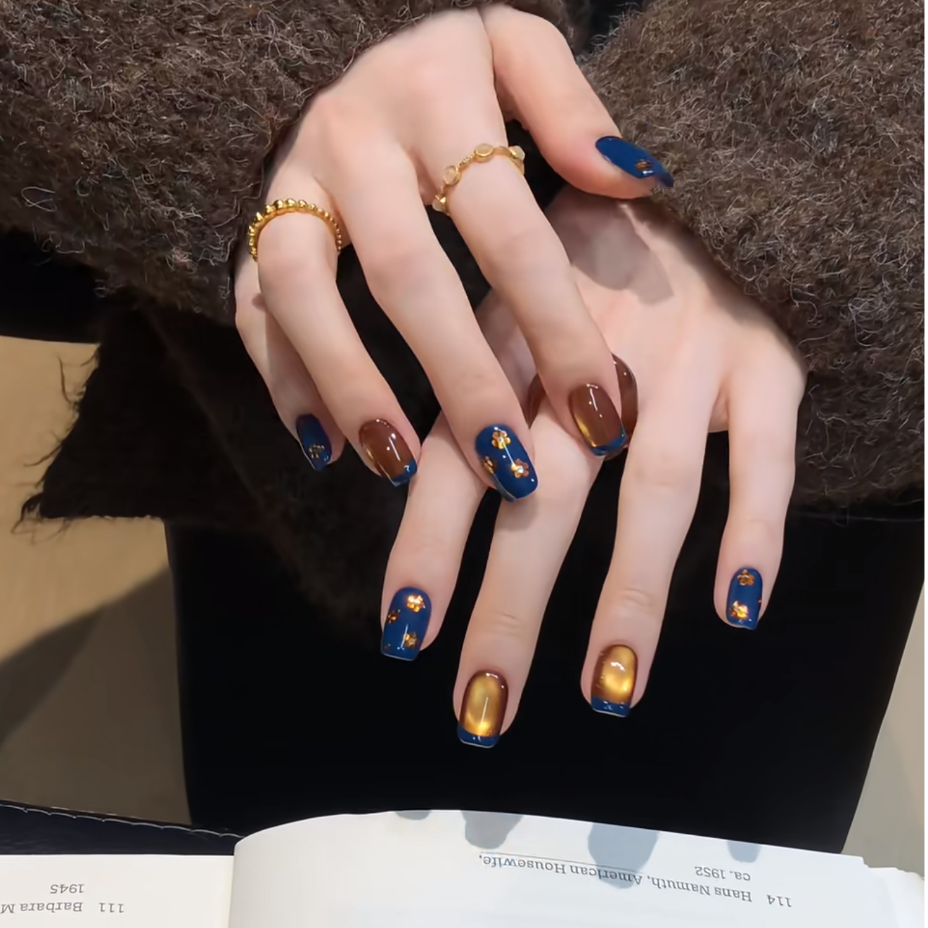 复古秋冬棕咖色显白猫眼法式鎏金穿戴甲短款气质高级感日常美甲片