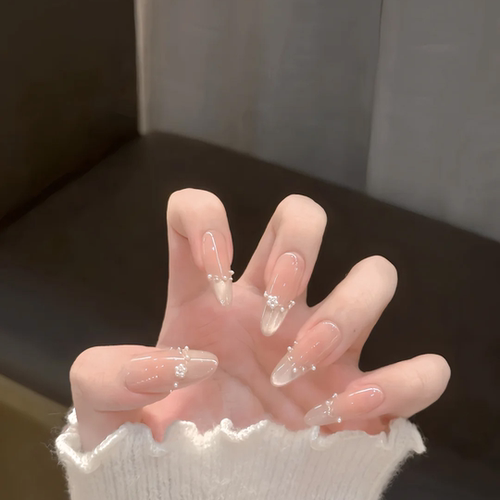 夏日爆款中长款冰透猫眼裸色显白高级感穿戴甲轻奢百搭渐变美甲贴