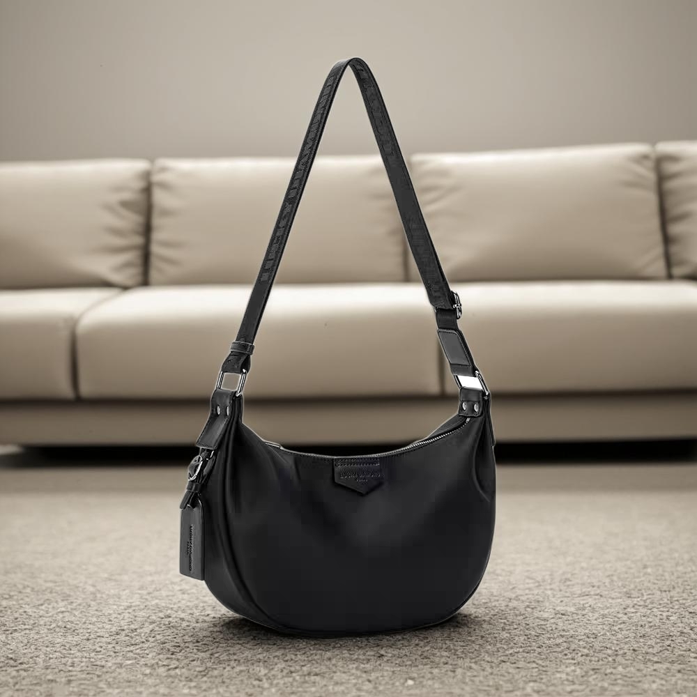 新款质感饺子包休闲百搭单肩挎包