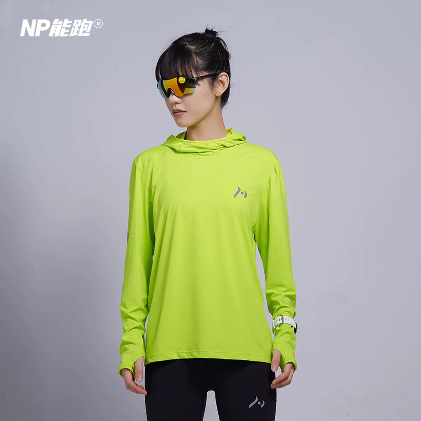 NP能跑女跑步服健身训练四季防风防晒防磨速干跑步长袖连帽衣t恤