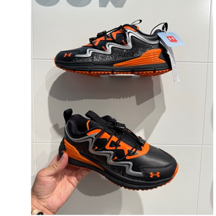 安德玛儿童舒适缓震运动鞋 休闲鞋 高性能户外鞋 40码 国内代购