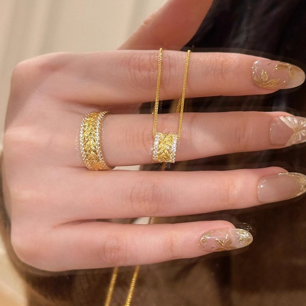 小红书同款中古排钻麦穗项链女小众独特设计吊坠精致高级感戒指