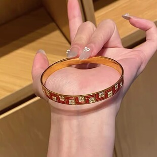 周家同款红色珐琅福字手环女vintage时尚气质感手镯小众设计手饰