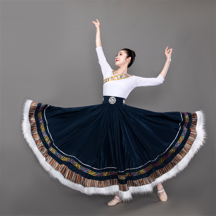 藏族舞蹈演出服练习裙练功大摆裙