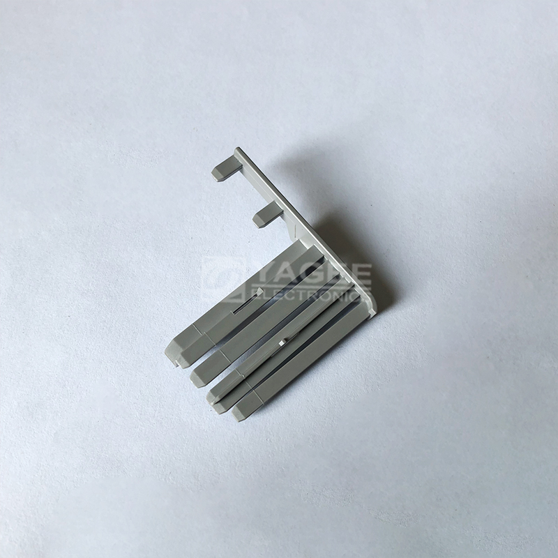 13600403