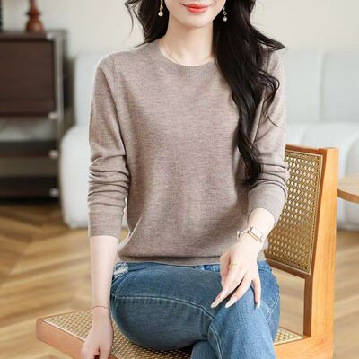 ZM0566一线成衣精纺羊毛圆领长袖