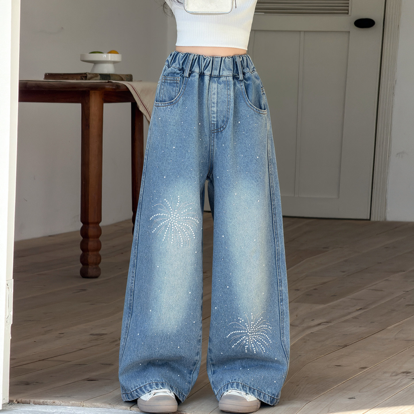 女童超好看烫钻牛仔裤大童女装春季网红阔腿裤儿童装时尚外穿裤子,童装/婴儿装/亲子装,裤子,淘宝优惠券,粉丝福利购,淘宝优惠卷