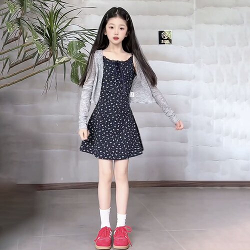 蓝色碎花吊带连衣裙开衫套装女童夏季2025新款韩系气质穿搭一整套