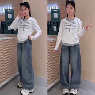 女童春秋假两件连帽打底衫2026新款洋气显瘦高腰弯刀牛仔裤两件套
