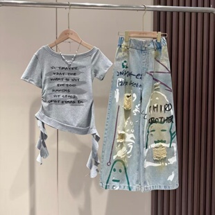 女童套装夏季新款韩系字母斜肩飘带T恤潮酷破洞涂鸦牛仔裤两件套