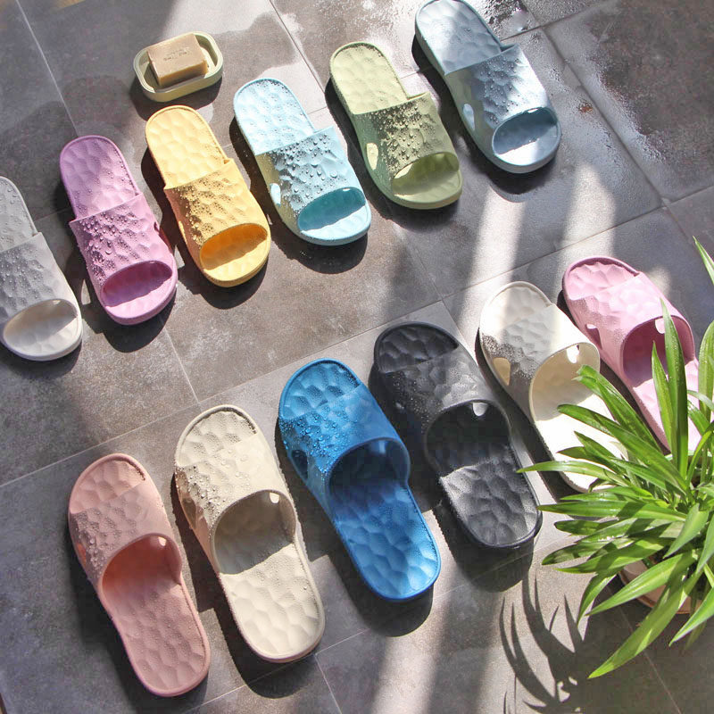 不臭脚软底抗菌透气洗澡凉拖鞋