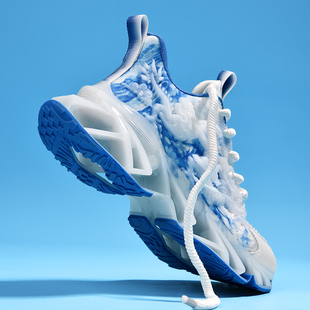 大码男鞋新款全黑色运动鞋刀锋战士跑步鞋薄款网面鞋厚底潮鞋男46