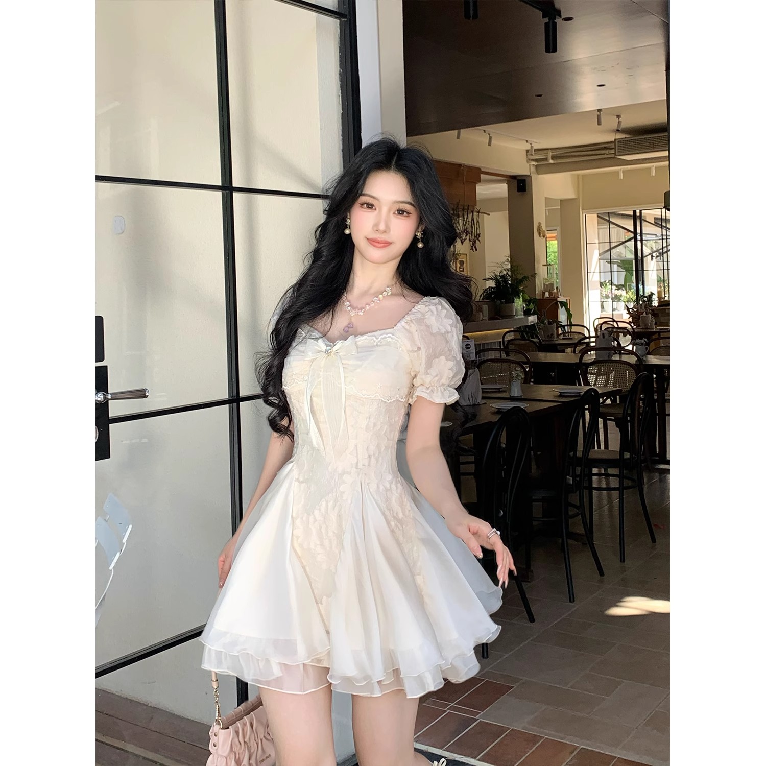 Blovelan白茶与风 纯欲白月光气质剪花蓬蓬网纱拼接连衣裙公主裙图片