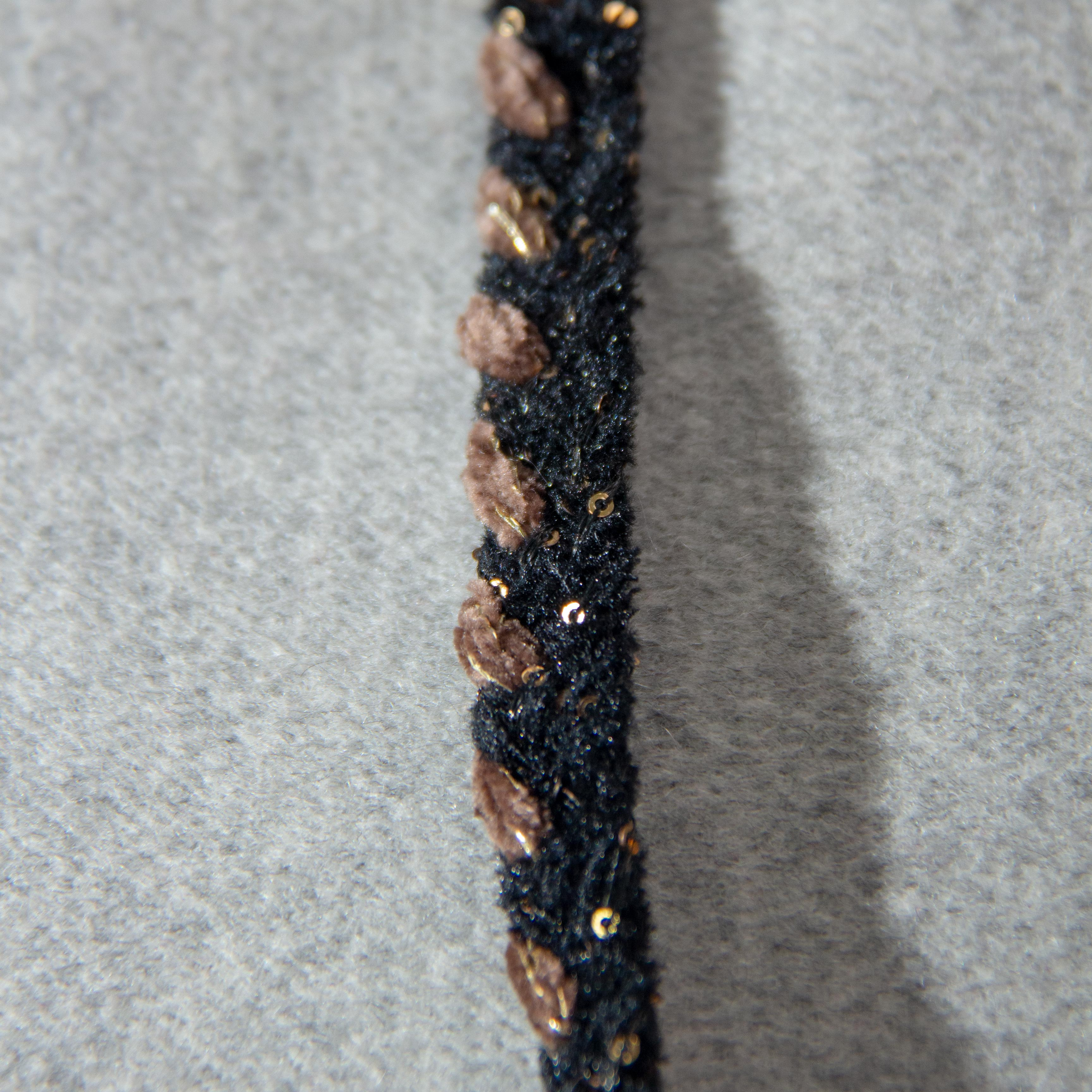 G44深咖色小香风镶边条辅料