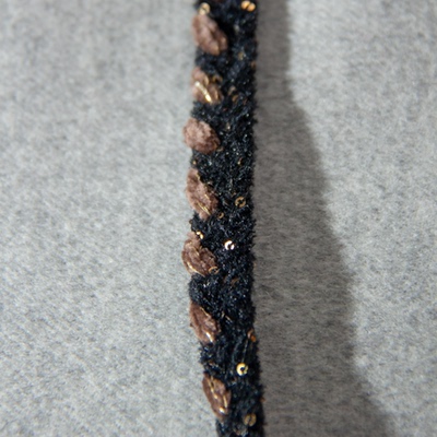 G44深咖色小香风镶边条辅料