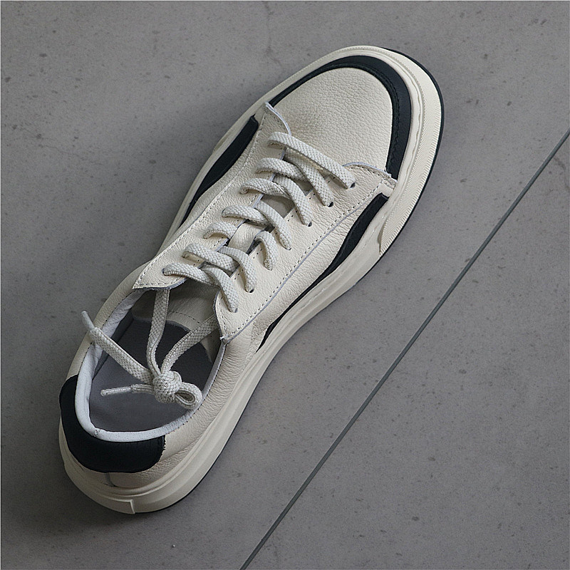 黑白拼色牛皮板鞋！轻薄透气