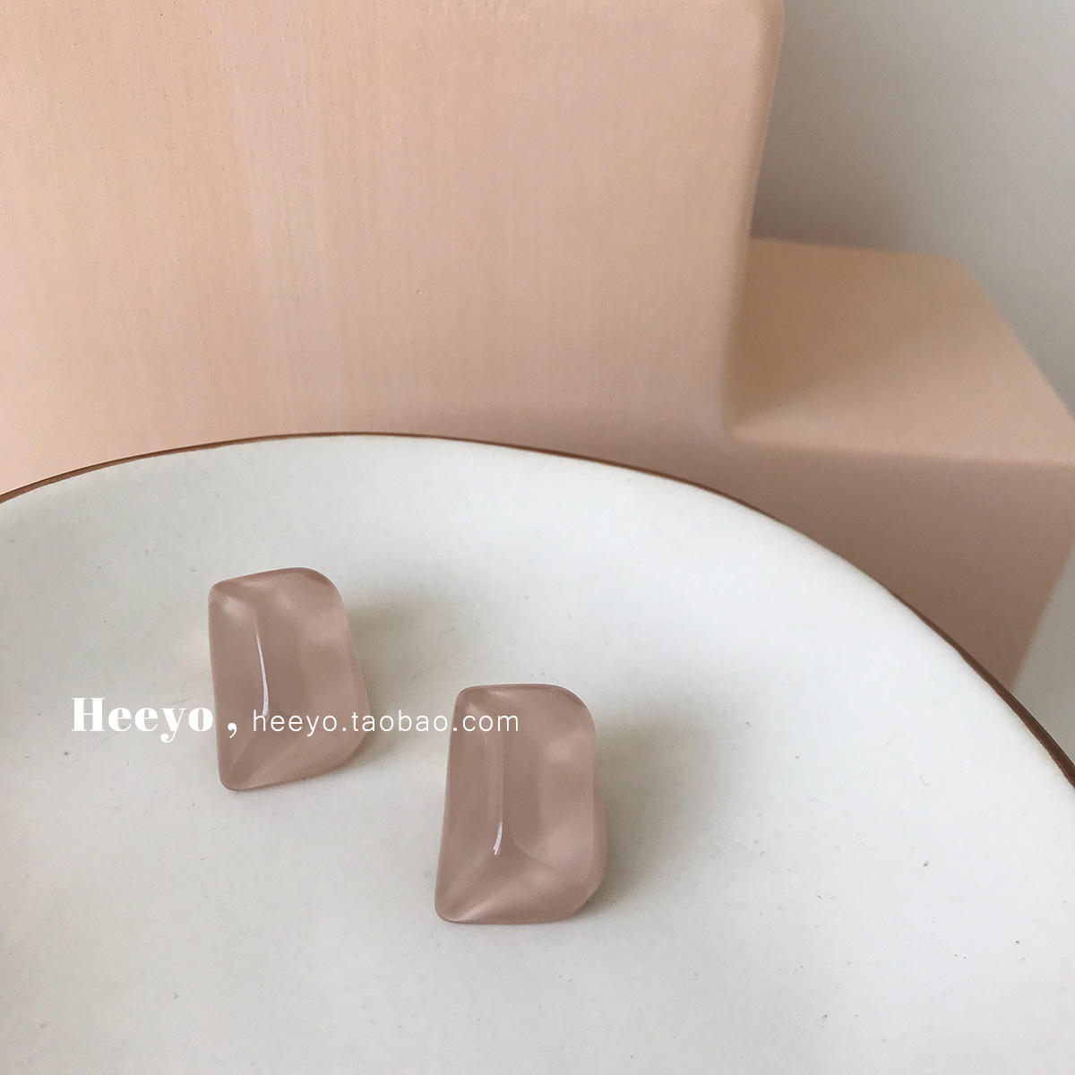 日常温柔果冻纯欲风几何气质耳环