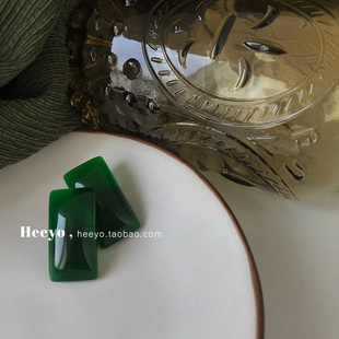 heeyo 竹林池畔/ 新中式透墨绿色银耳钉耳夹极简高级感祖母绿耳环