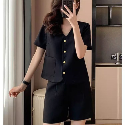 高级感小洋装女外套短裤两件套