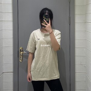 耐克Nike 男子简约圆领舒适透气跑步健身休闲短袖T恤 BV0508-394