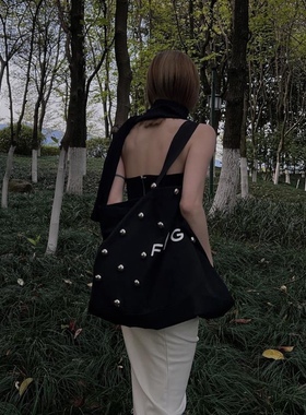 FSG Freedom Soluble手提白色黑色大容量圆珠印花帆布单肩托特包