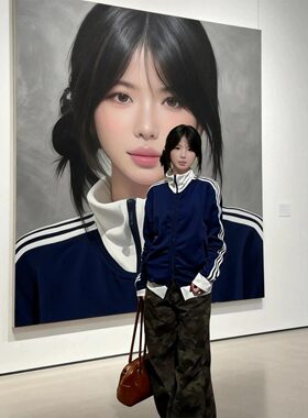 藏青色三条杠外套女款秋2026新款美式正肩棒球服夹克韩系卫衣新款