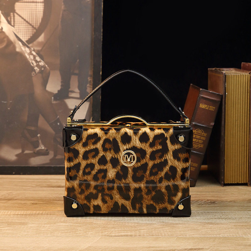 小包包2026新款时尚高级感小众设计真皮女包方形盒子斜挎手提包潮,箱包皮具/热销女包/男包,小方包,淘宝优惠券,粉丝福利购,淘宝优惠卷