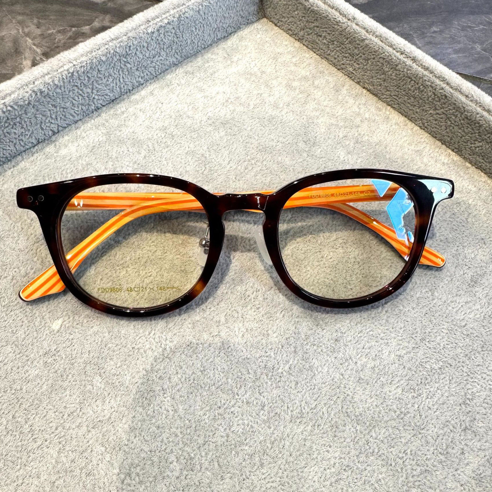 日系运动板材眼镜架深圳大厂产镜框青少年素颜男女9806配近视镜片