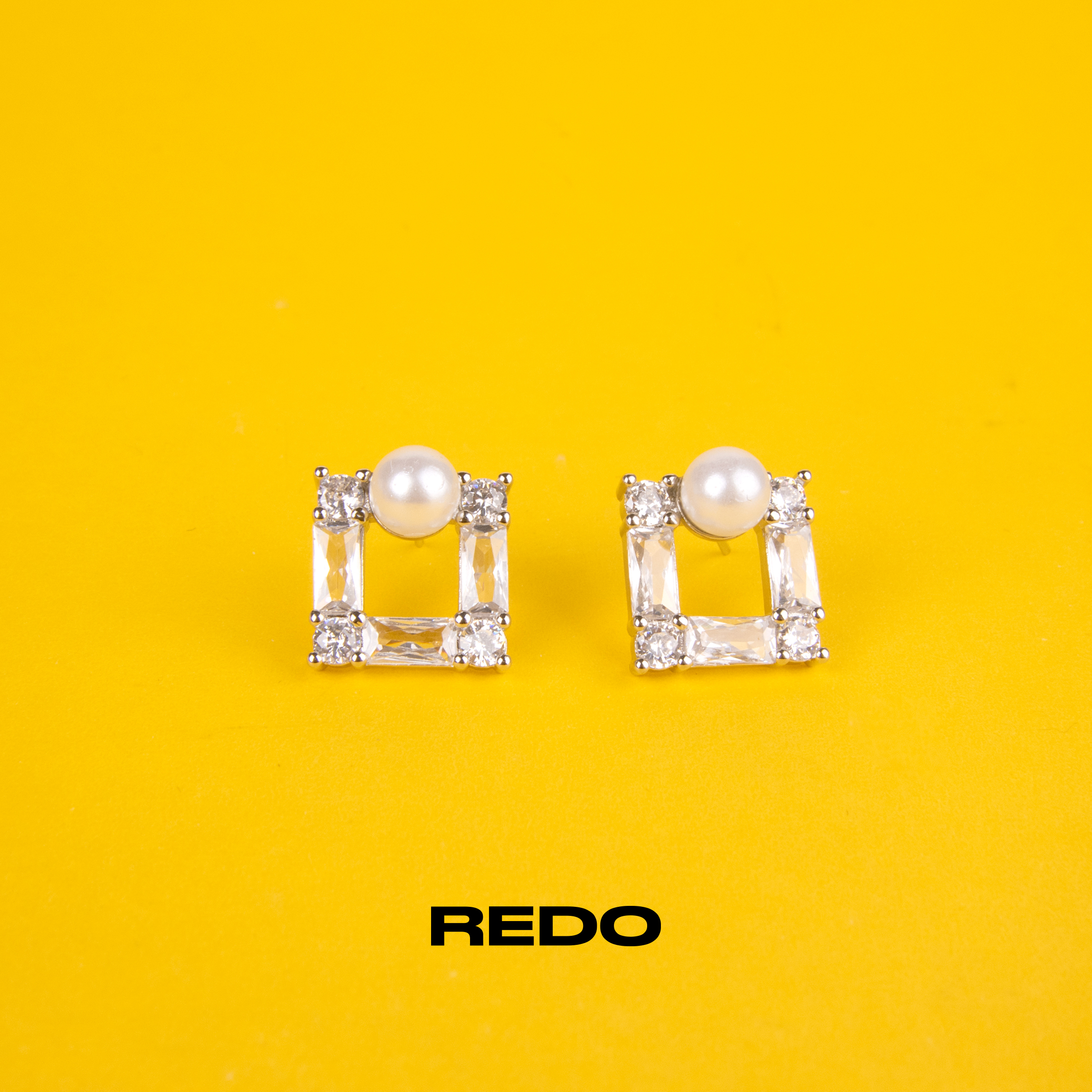 REDO几何方形耳环简约小巧