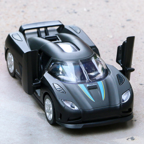 科尼塞克合金车模声光玩具1/32