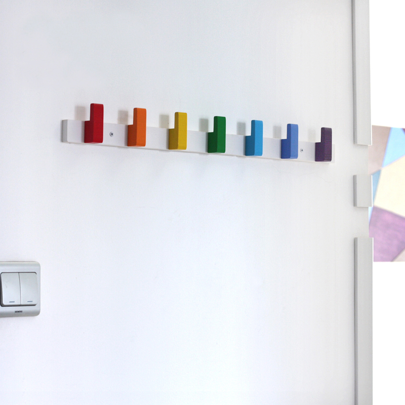 可愛入戶玄關彩虹色免打孔掛衣鉤