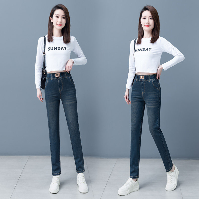 2026新款松紧腰小脚中年妈妈牛仔裤女春季高腰显瘦弹力铅笔长裤子