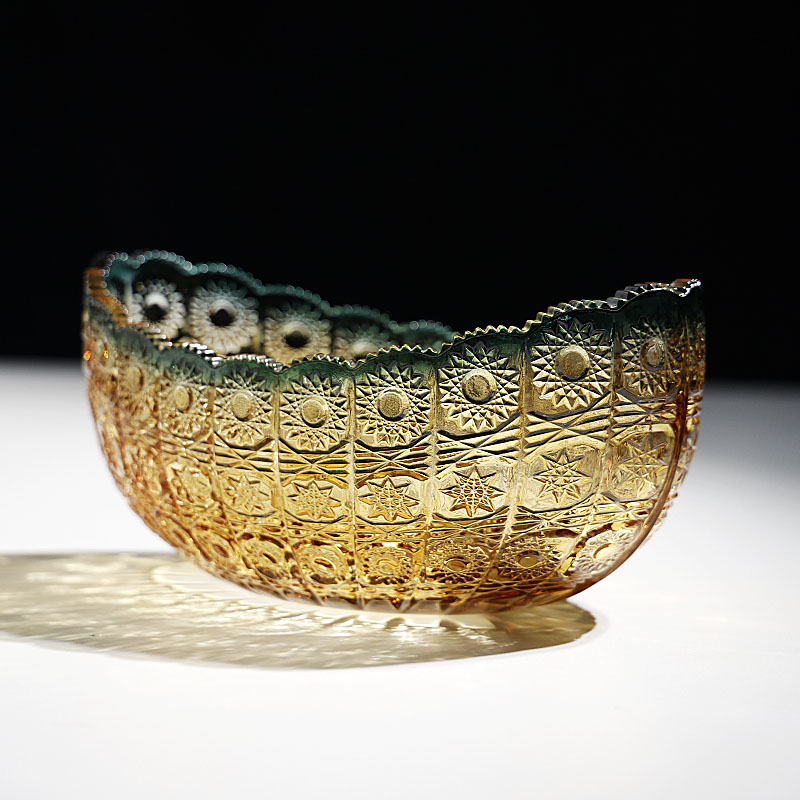 高颜值古典刻花月亮船水果盘客厅家用玻璃干果盘零食摆放糖果盆