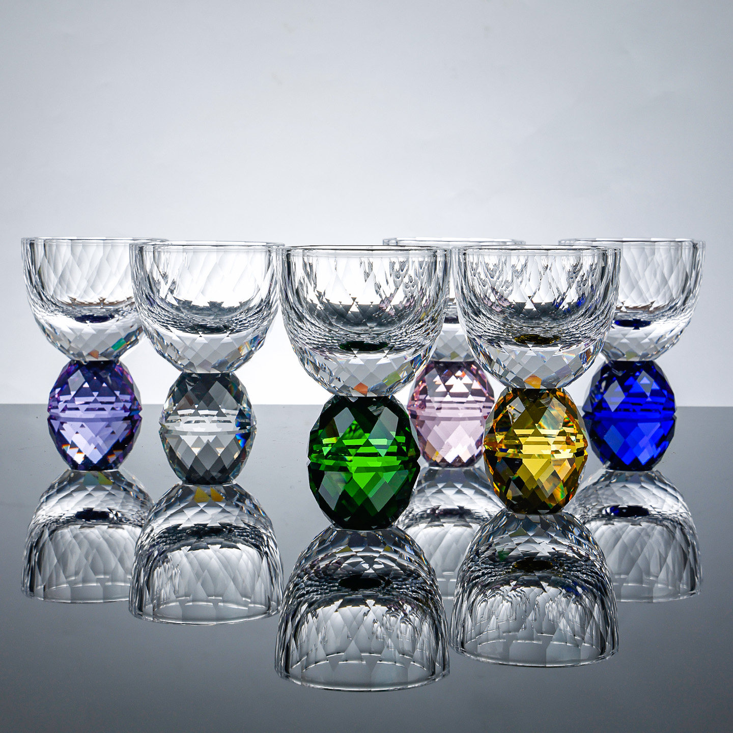 精致彩底水晶玻璃白酒杯饭店家用一两品鉴杯耐热烈酒杯钻面小酒盅,餐饮具,白酒杯,淘宝优惠券,粉丝福利购,淘宝优惠卷