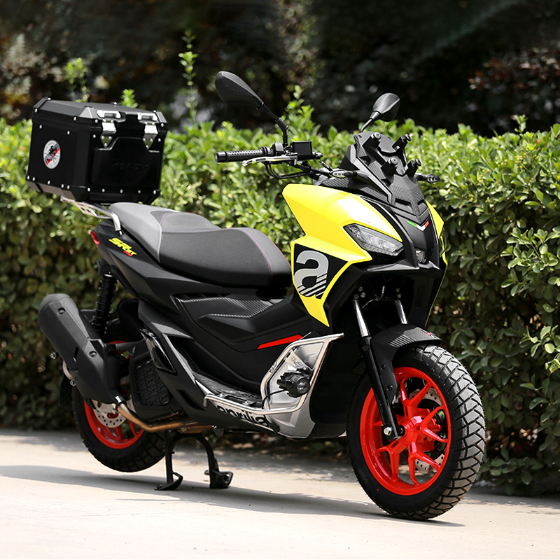 GSADV阿普利亚SRGT200护杠尾箱