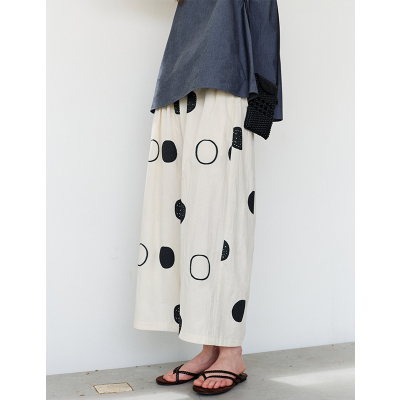 SOMETHING 黑白波点 剪花肌理感松紧腰九分阔腿裤