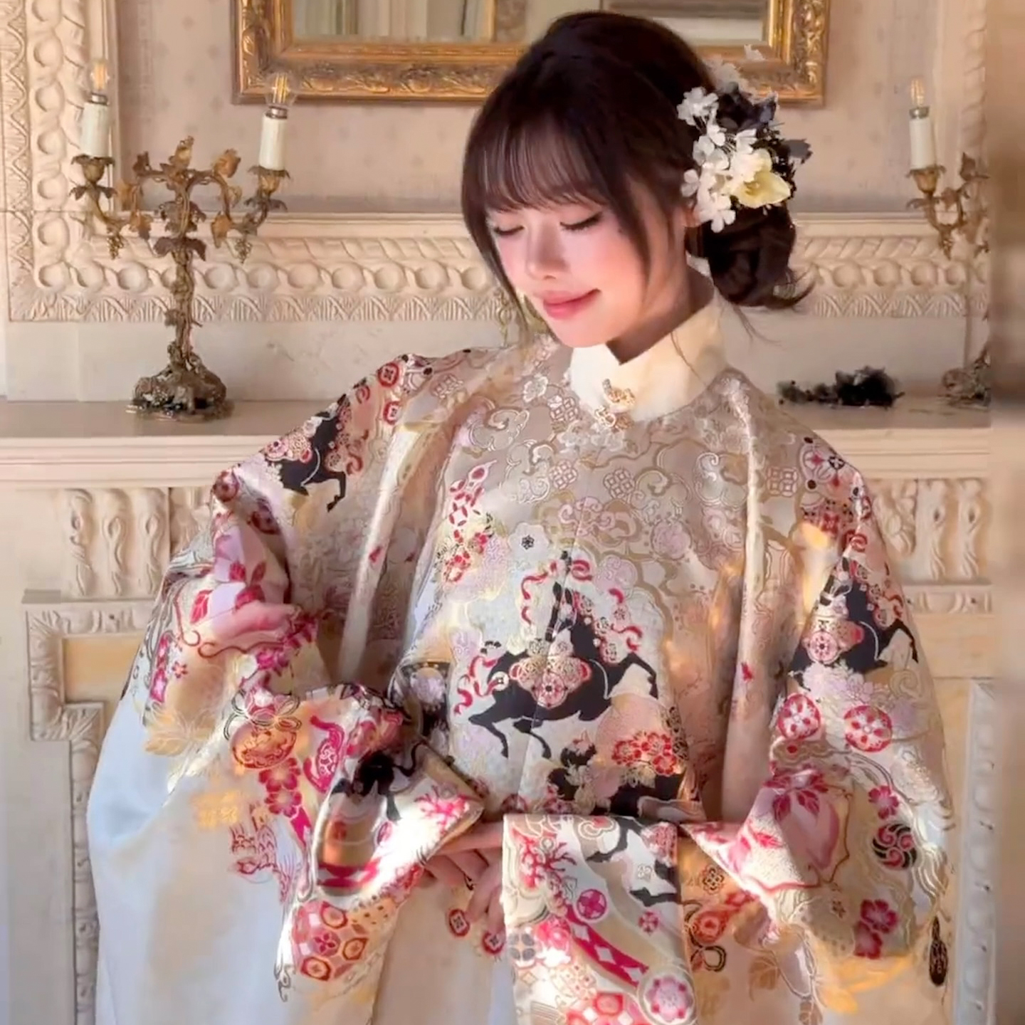 明制汉服女立领长袄套装金缕玉骧