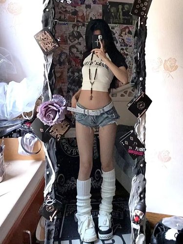 阔脚裤超短裤常规牛仔布四季通用