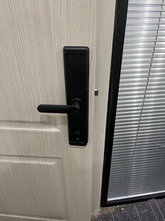 新品 锁入户门指纹锁一握开家用安全 钰银格智能门锁密码