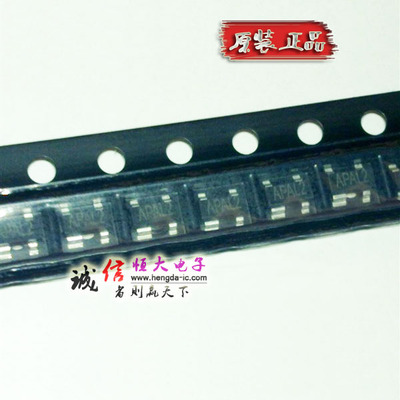 MAXIM原装进口MAX811TEUS+T，SOT-143处理器管理器，电源管理电路