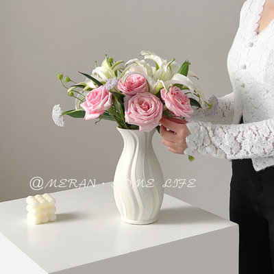 MERAN简约现代奶油白色陶瓷花瓶