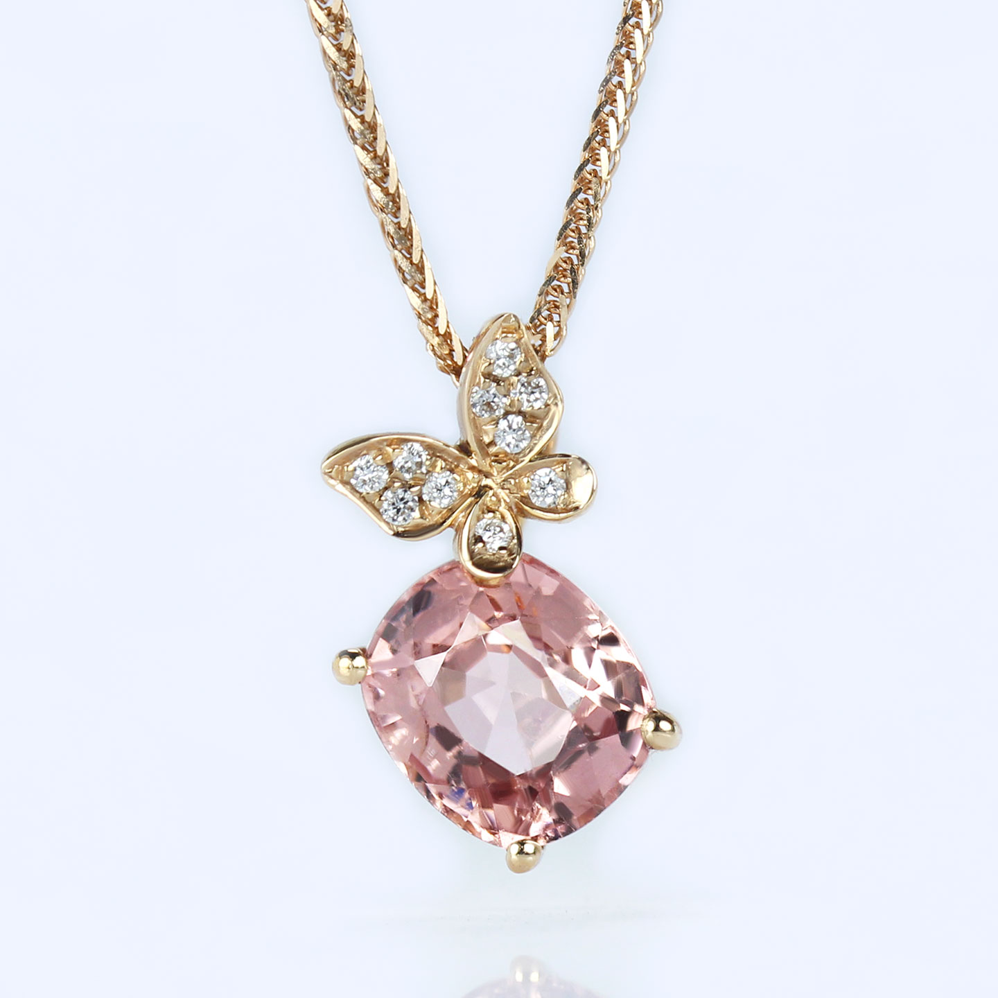 18K金天然尖晶石蝴蝶结小吊坠