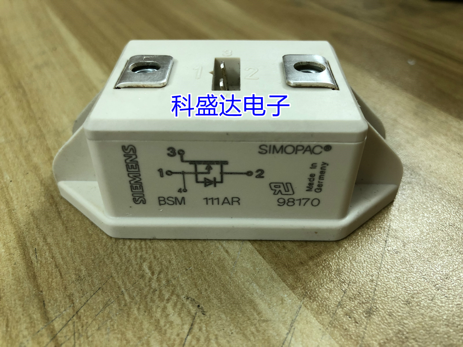 SKM111AR BSM111AR SKM152GA123质量保证