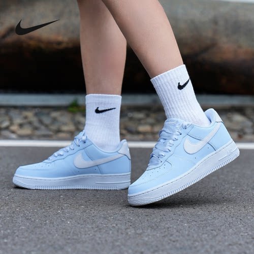 Nike耐克女鞋AIR FORCE 1空军一号AF1板鞋蓝白色休闲鞋IR0871-400