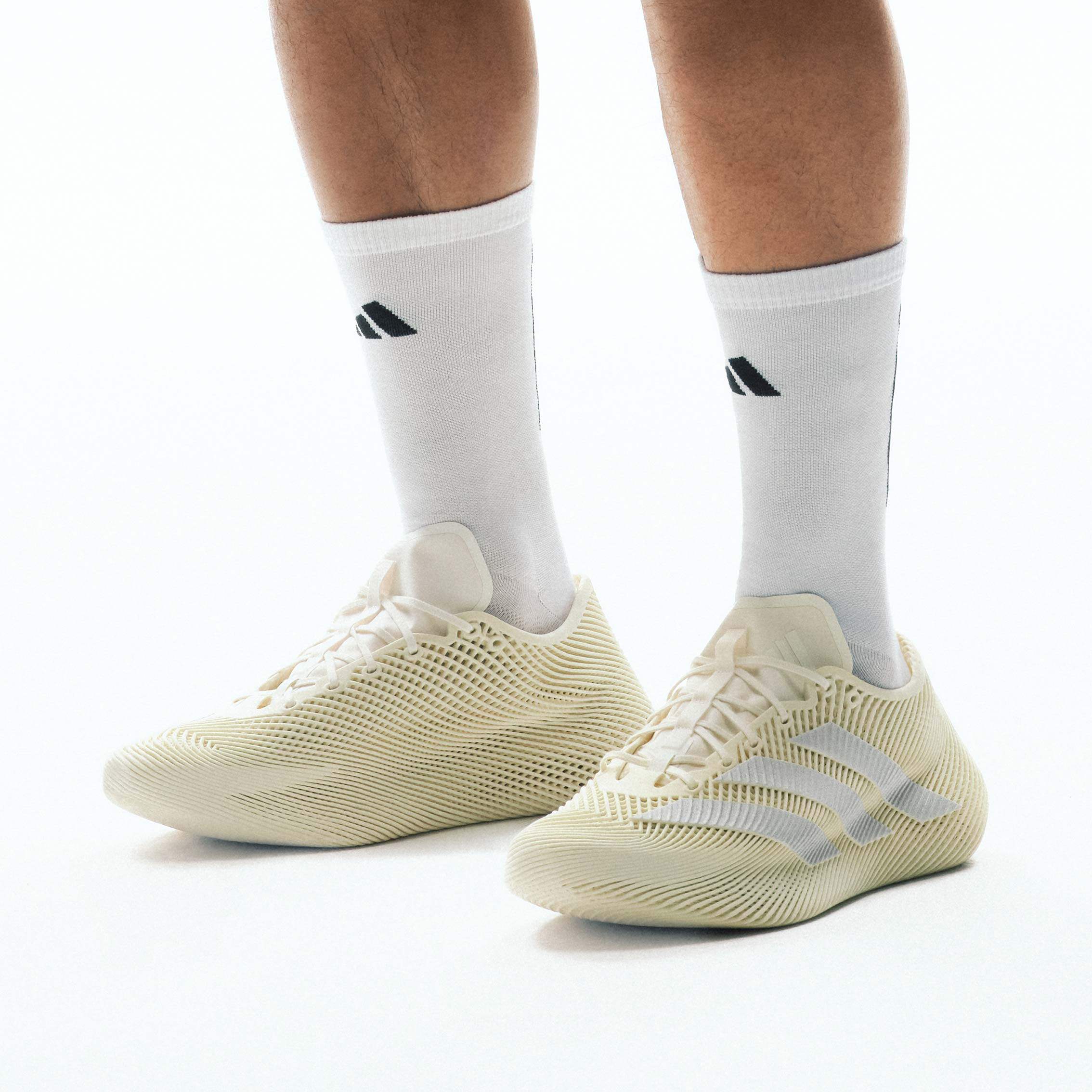 adidas阿迪达斯鞋清风鞋风巢男女CLIMACOOL透气舒爽运动鞋KJ8969