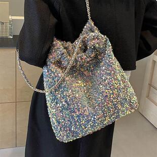 广州三元里真皮包包女狮岭河北保定白沟2024新款斜挎腰包小众百搭