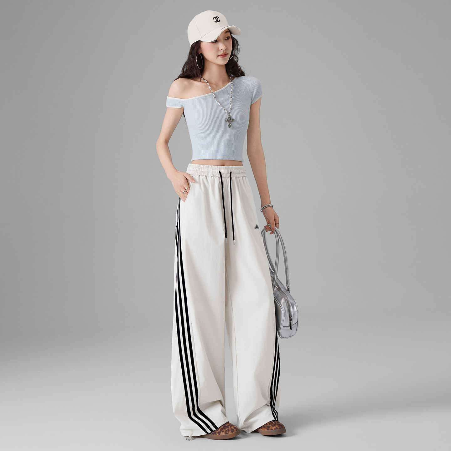 2026美式街头条纹三条杠弯刀卫裤女宽松跳舞爵士舞阔腿休闲运动裤